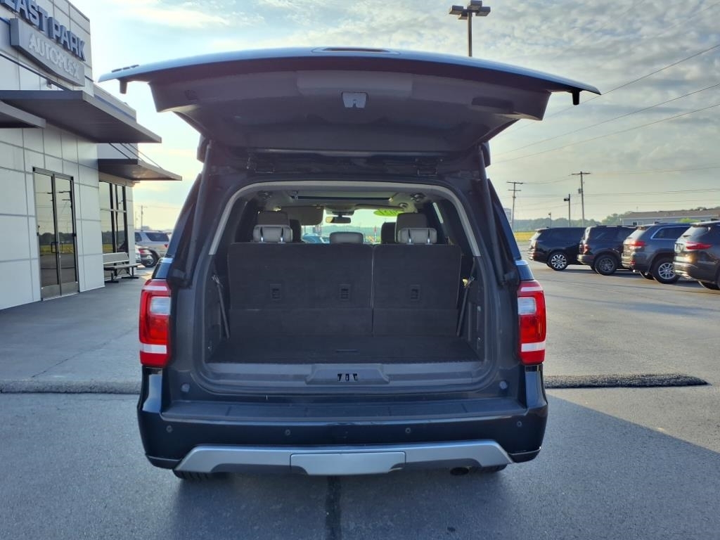 Ford Expedition  2021