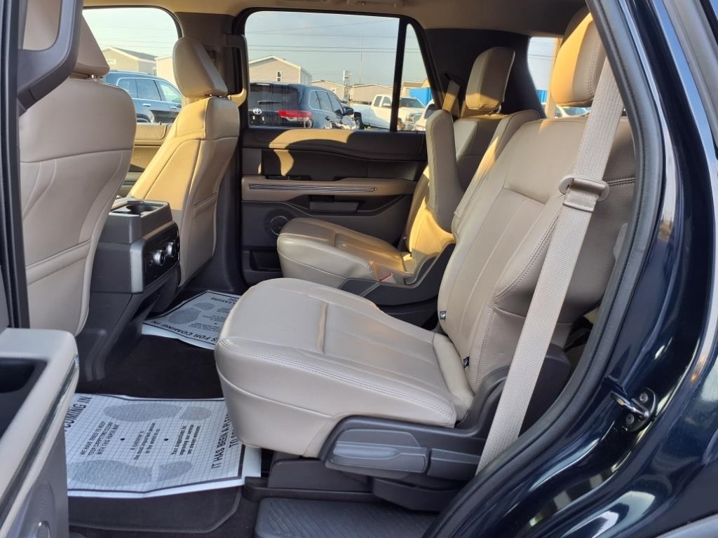 Ford Expedition  2021