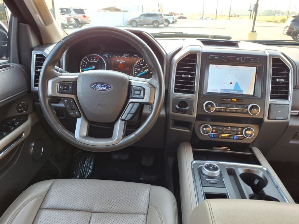 Ford Expedition  2021