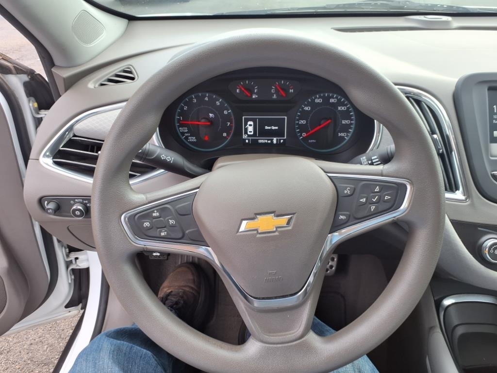 Chevrolet Malibu  2017