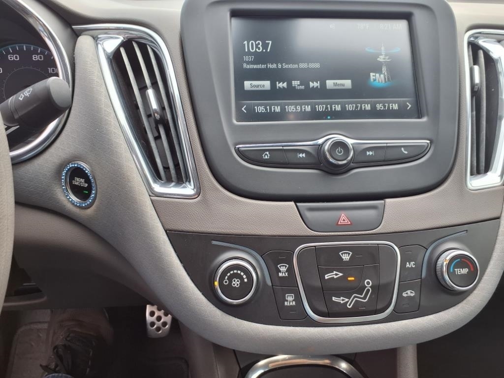 Chevrolet Malibu  2017