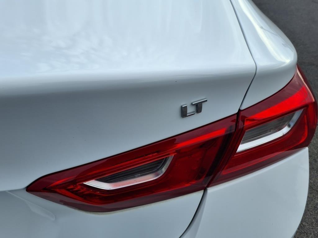 Chevrolet Malibu  2017