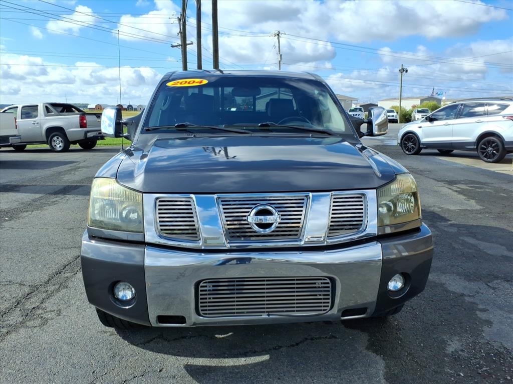 Nissan Titan  2004