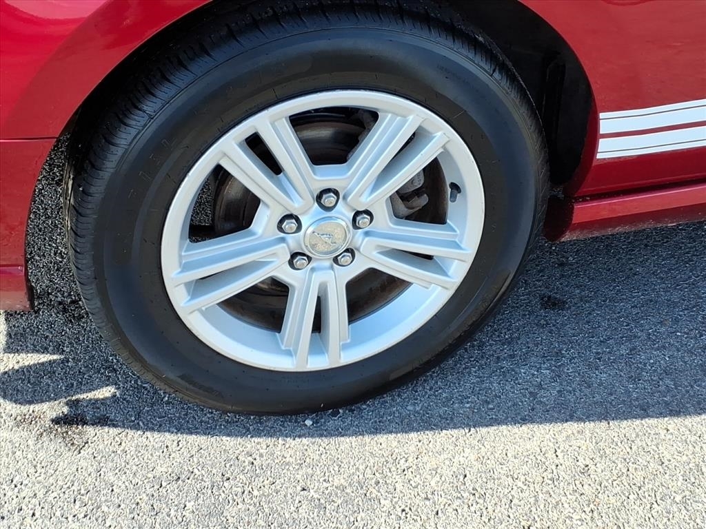 Ford Mustang  2013 Ford Mustang  2013