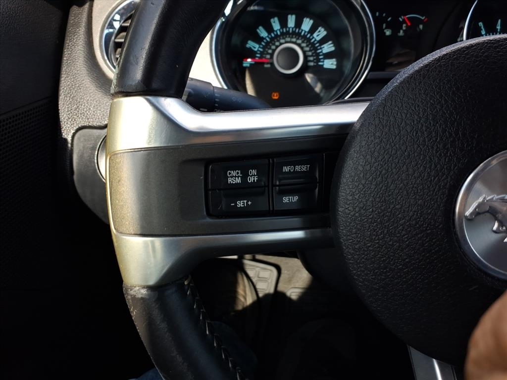 Ford Mustang  2013 Ford Mustang  2013