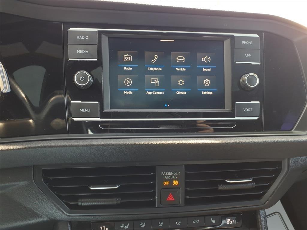 Volkswagen Jetta  2021