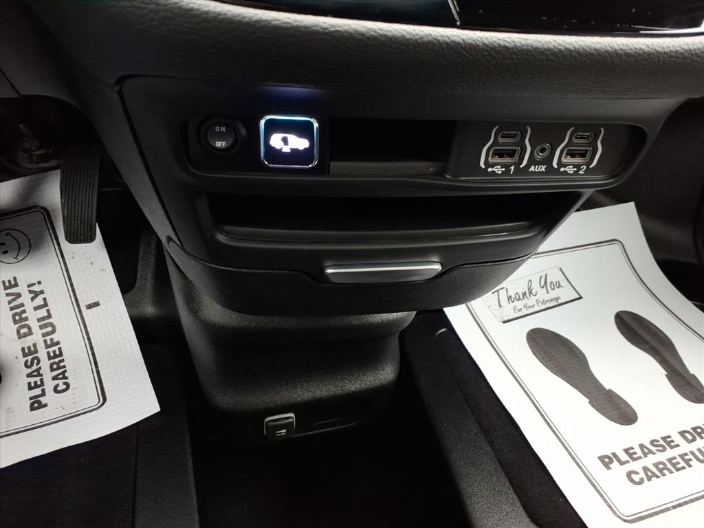 Chrysler Pacifica  2025