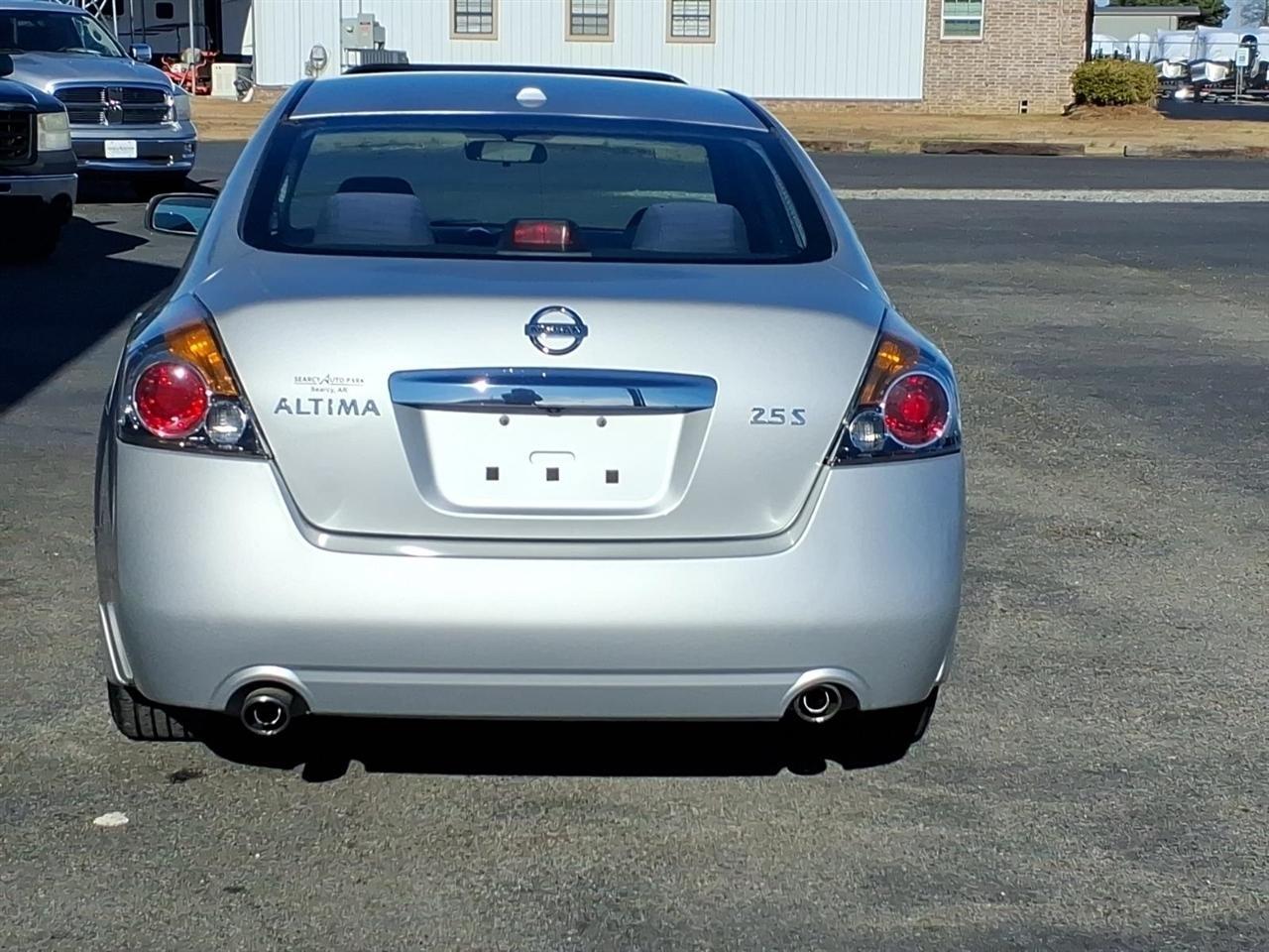 Nissan Altima  2012