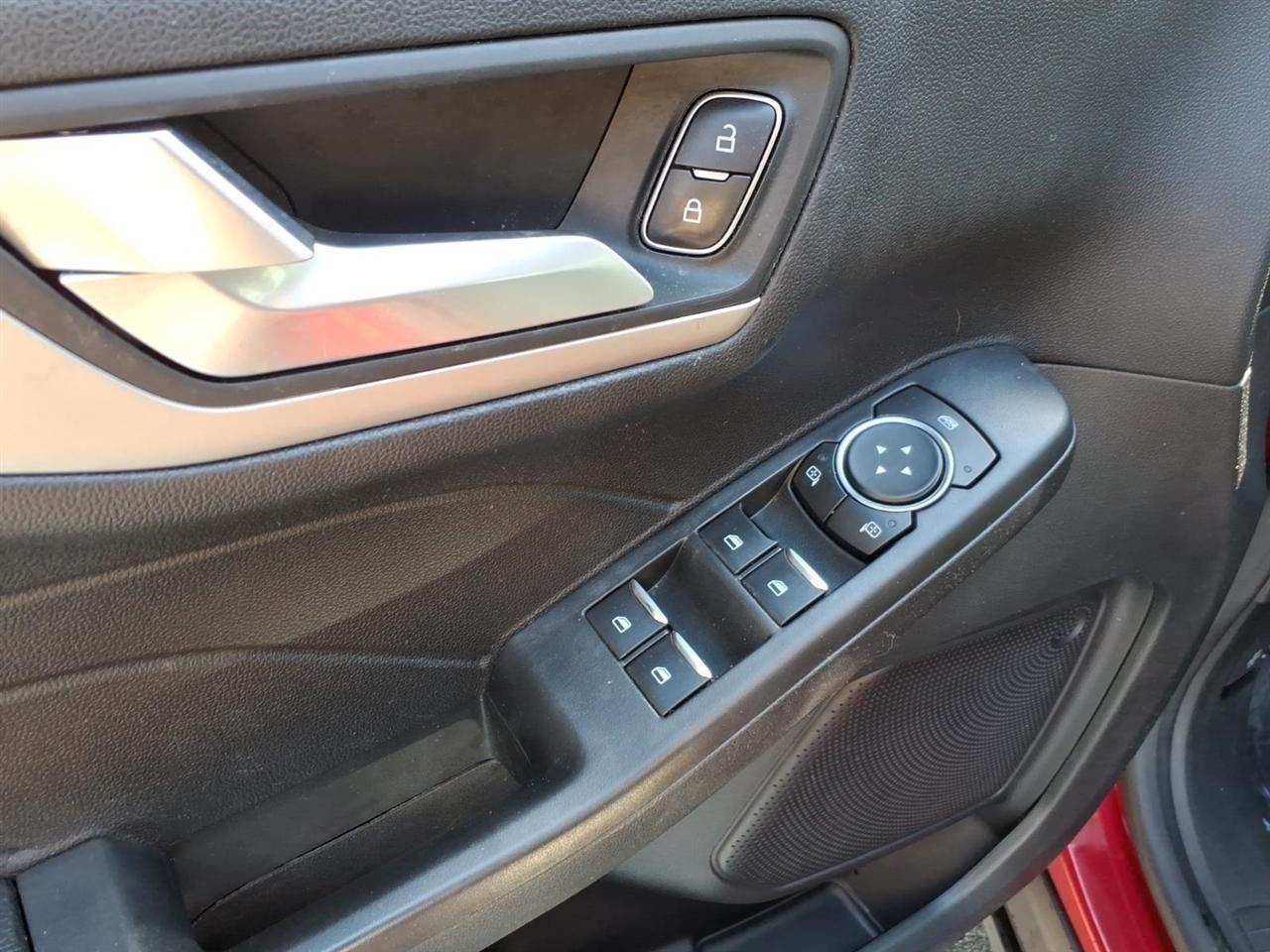 Ford Escape  2021