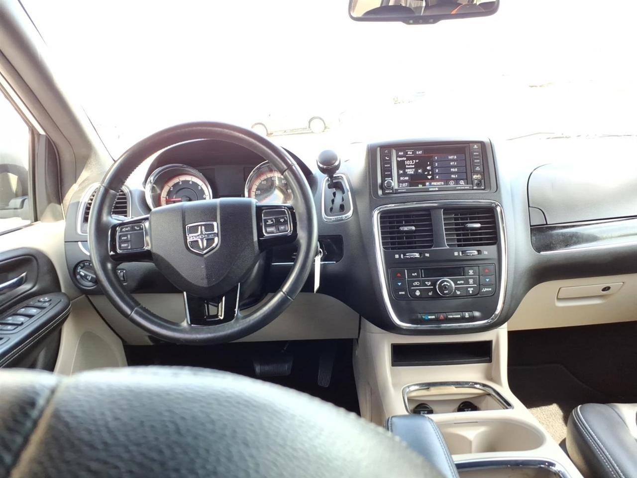 Dodge Grand Caravan  2016