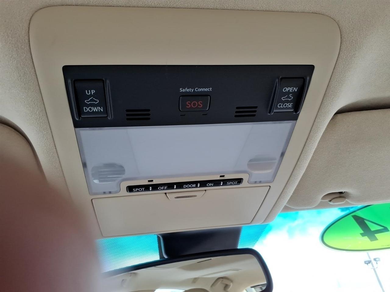 Lexus LS 460  2014