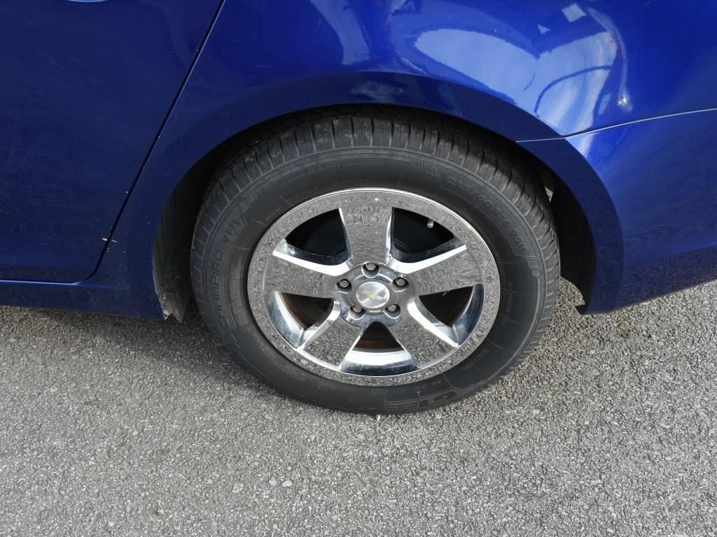 Chevrolet Cruze  2012