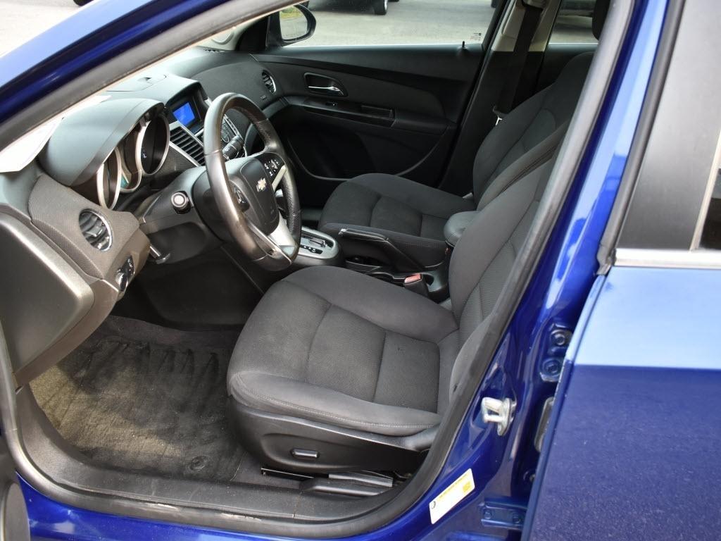Chevrolet Cruze  2012