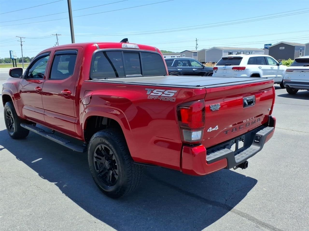 Toyota Tacoma  2020