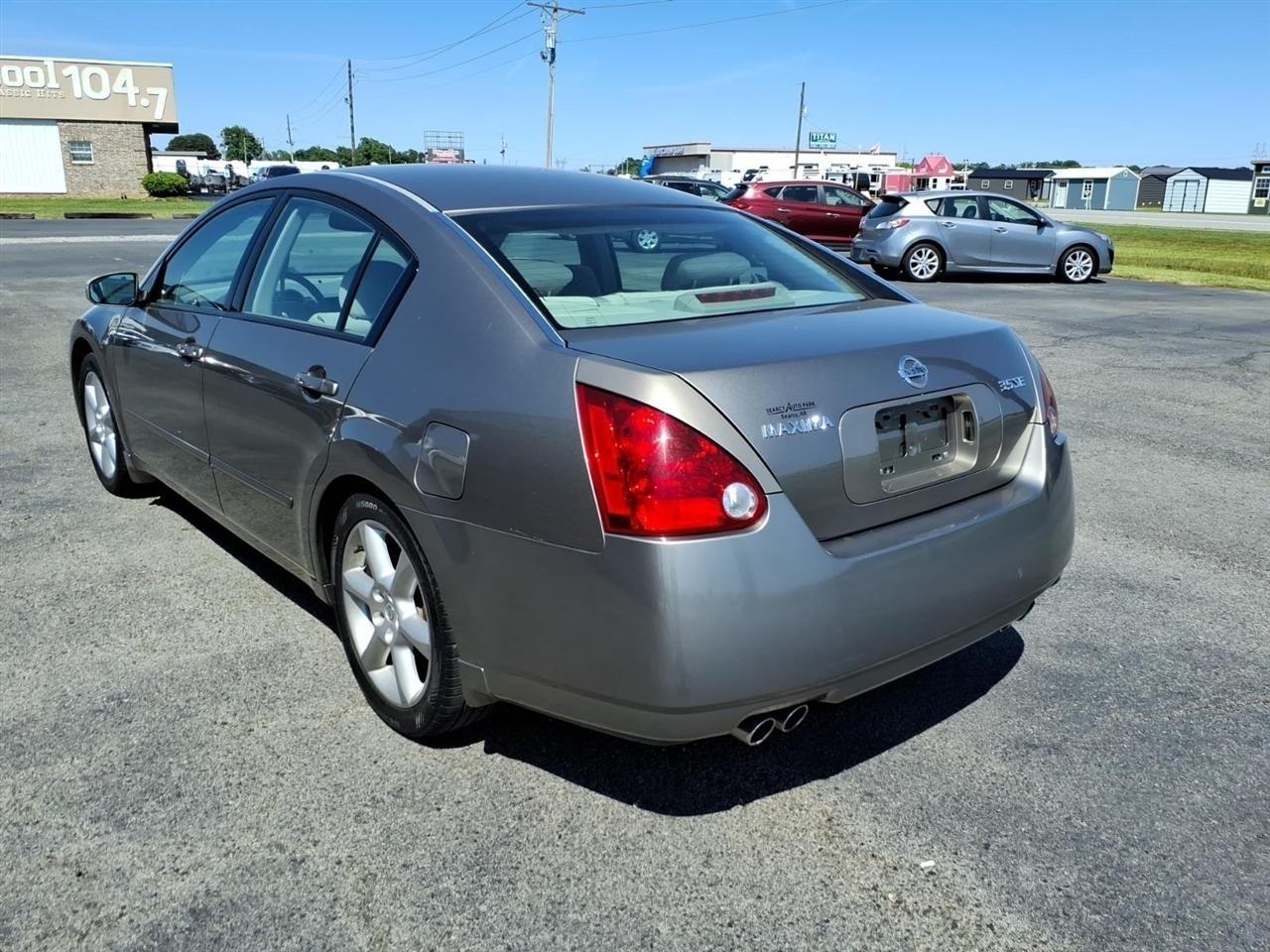 Nissan Maxima  2006
