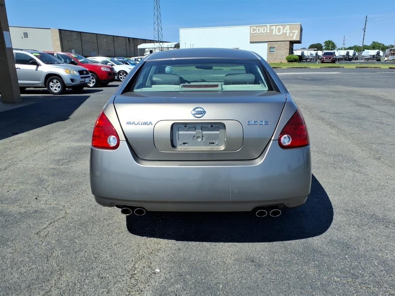 Nissan Maxima  2006