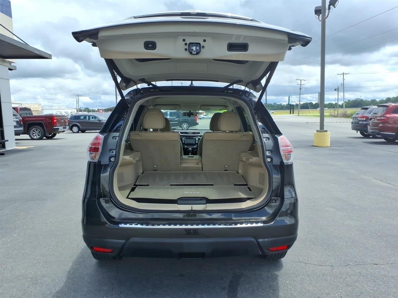 Nissan Rogue  2016