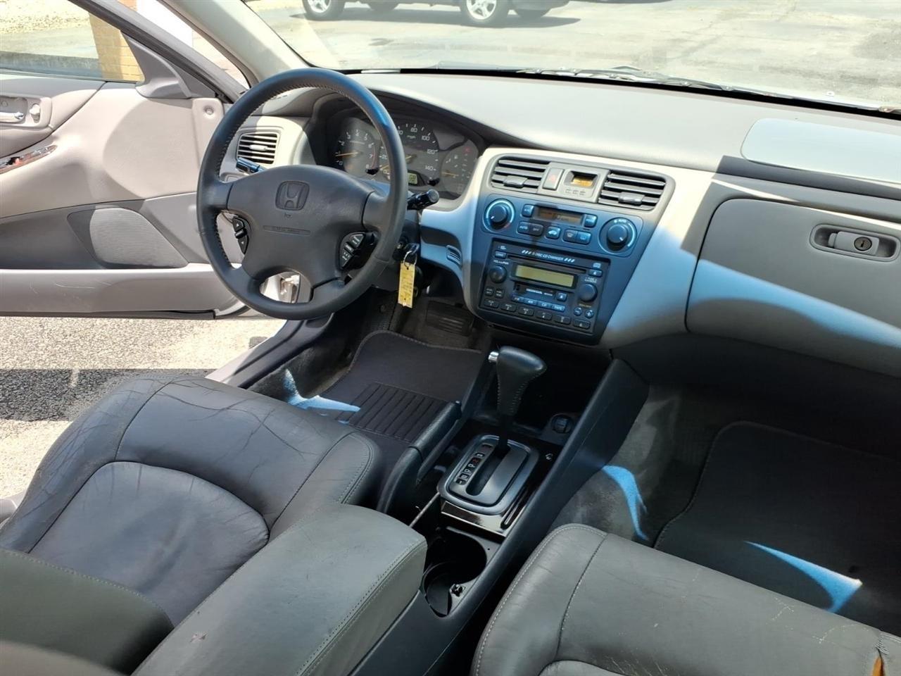 Honda Accord  2002