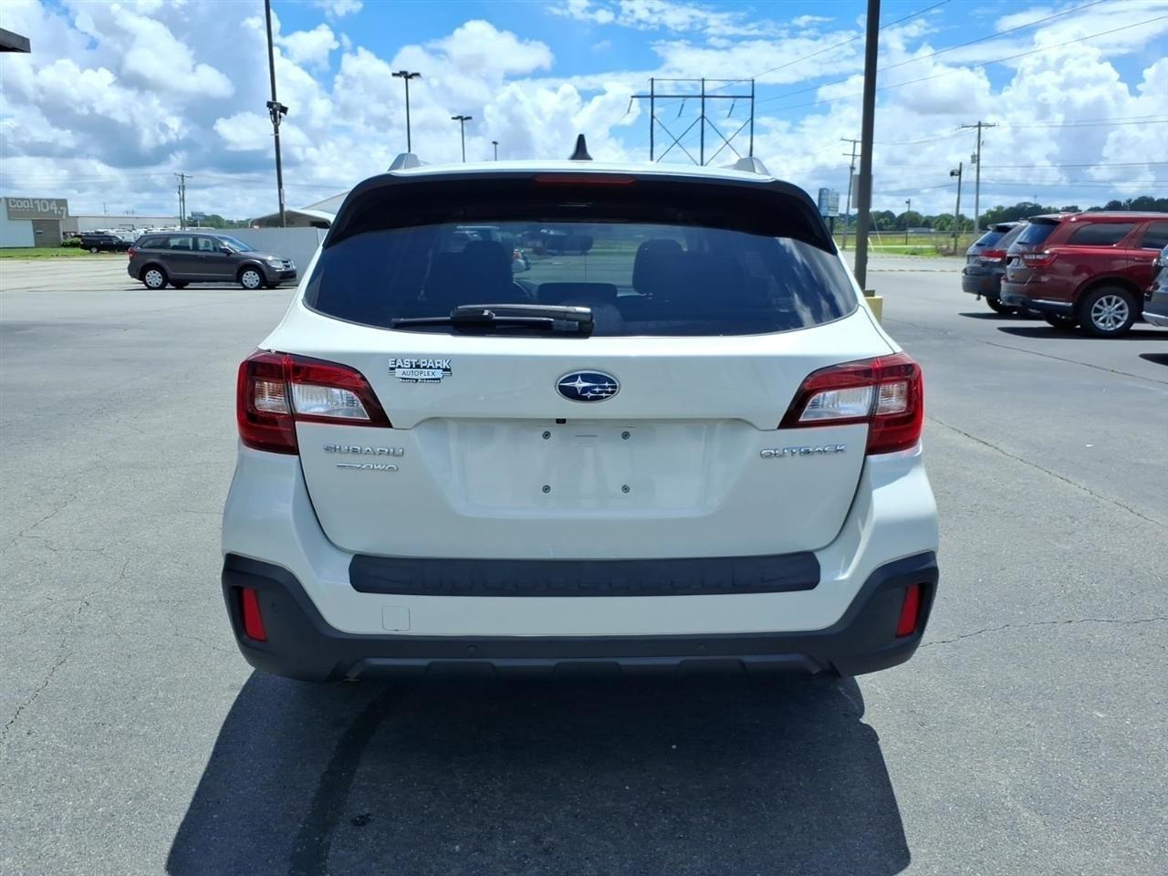 Subaru Outback  2018