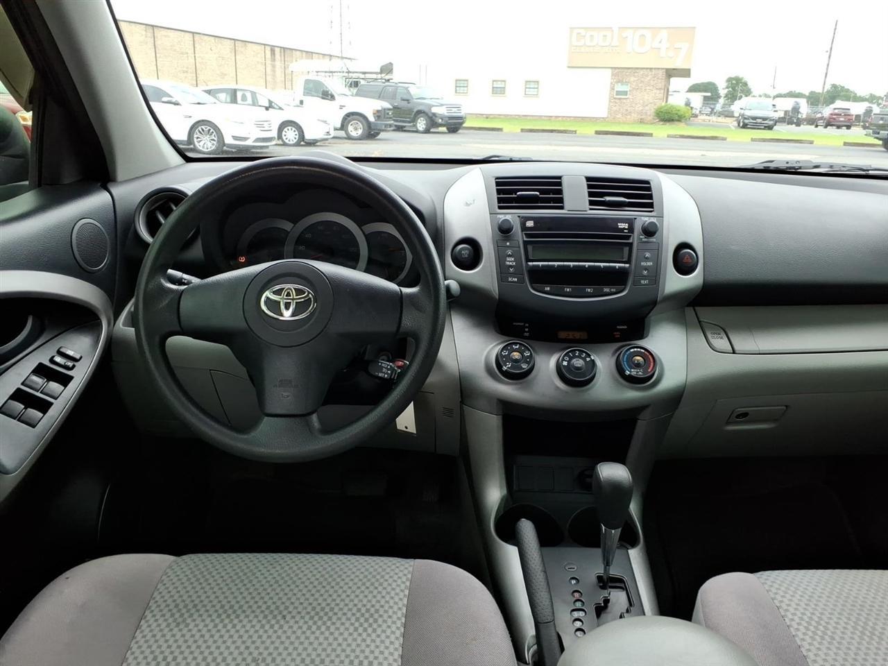 Toyota RAV4  2008
