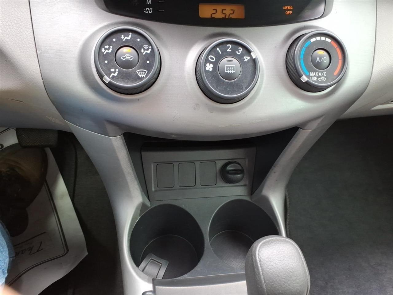 Toyota RAV4  2008