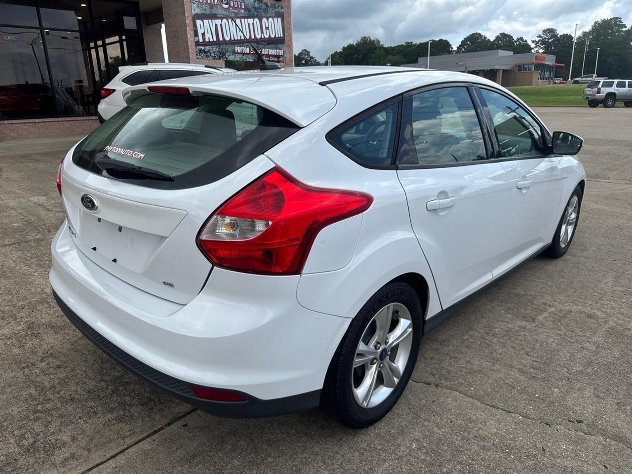 Ford Focus  2014