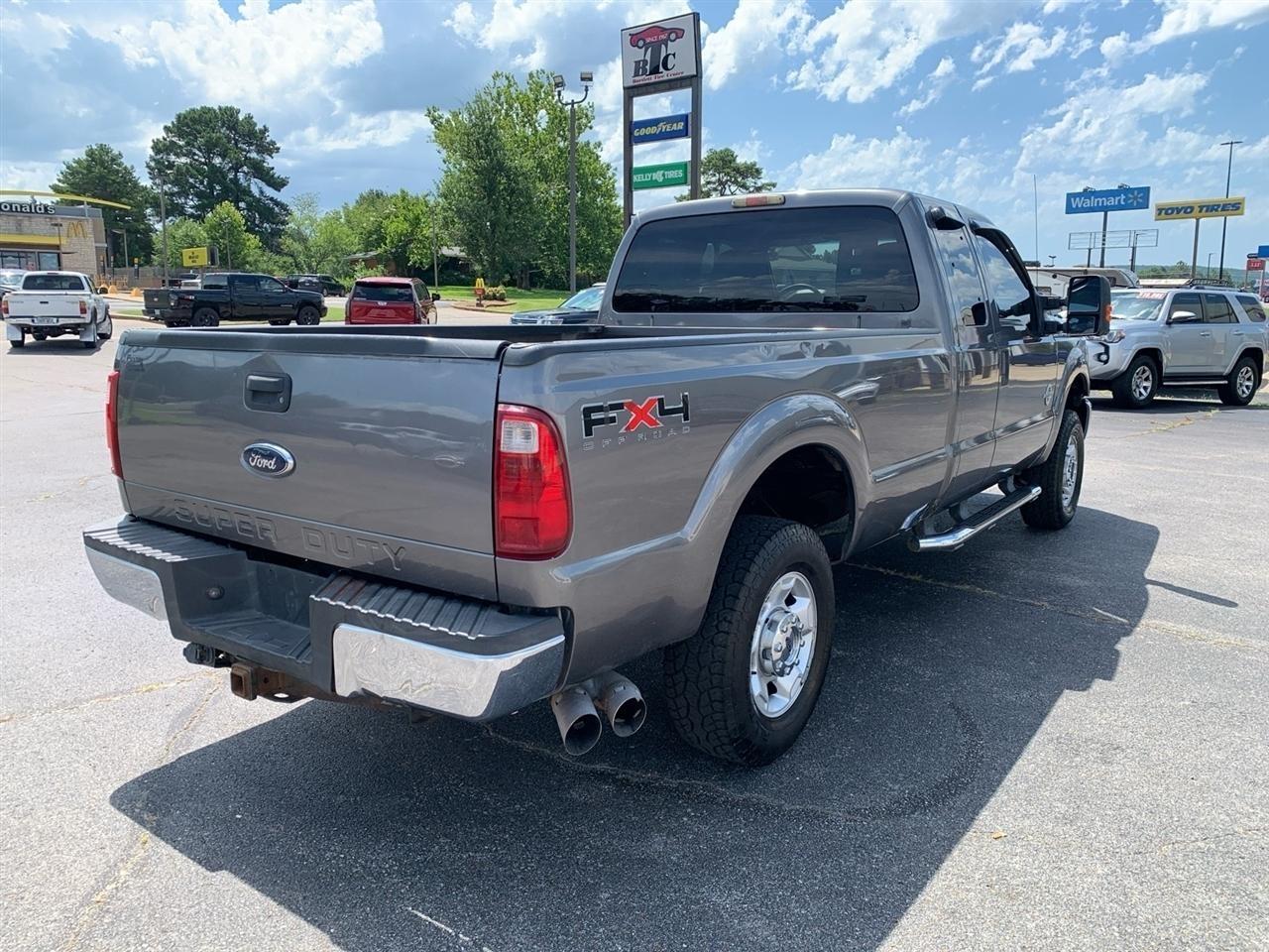 Ford F-250 SD  2011