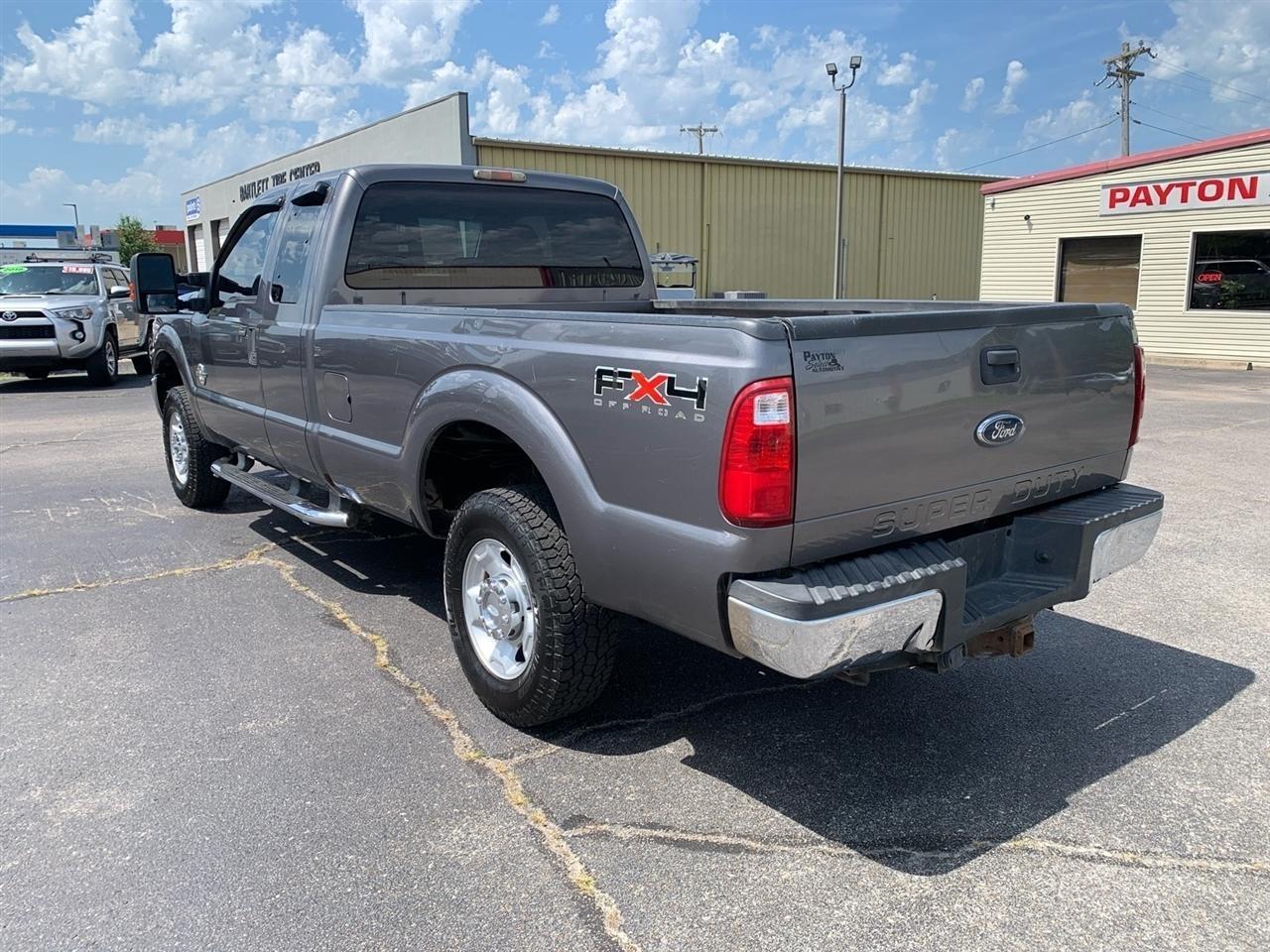 Ford F-250 SD  2011