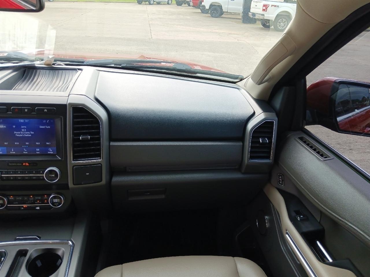 Ford Expedition  2020