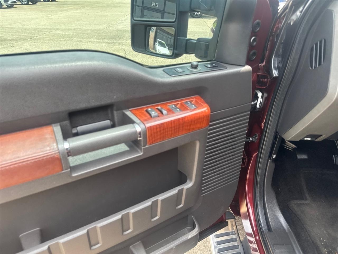 Ford F-350 SD  2011