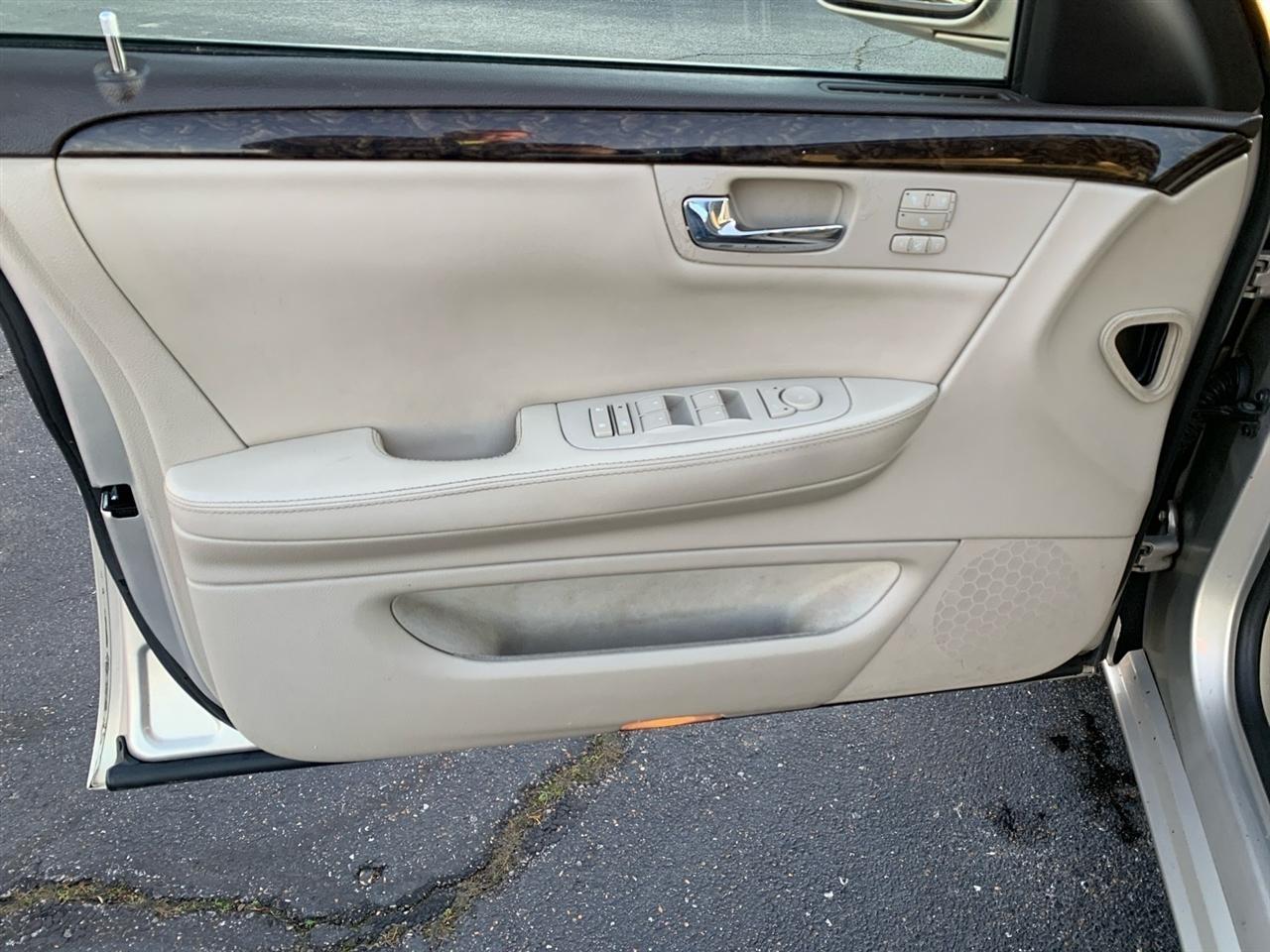 Cadillac DTS  2008
