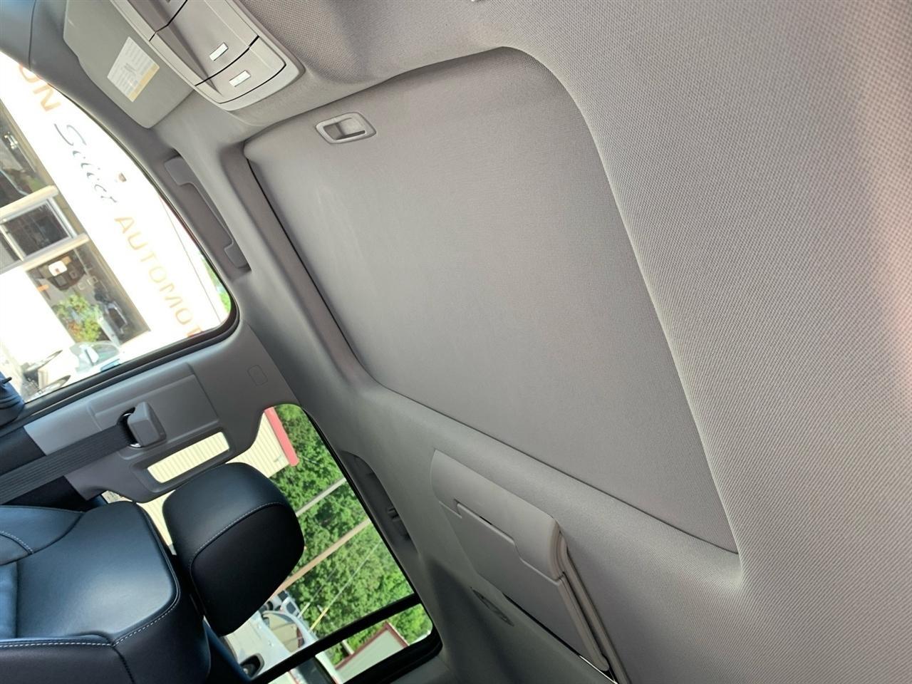 Chevrolet Suburban  2018