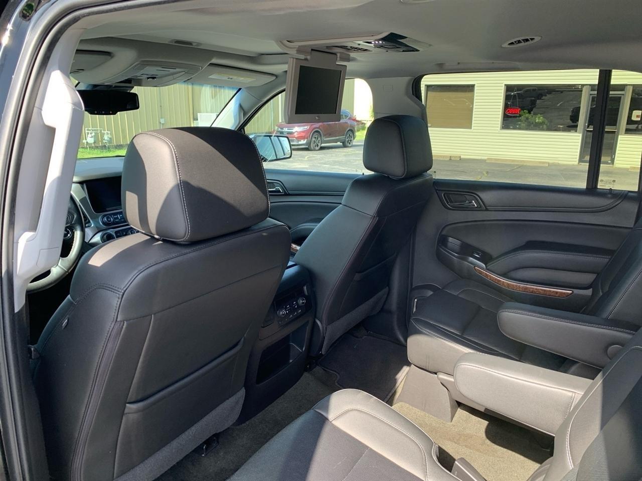 Chevrolet Suburban  2018