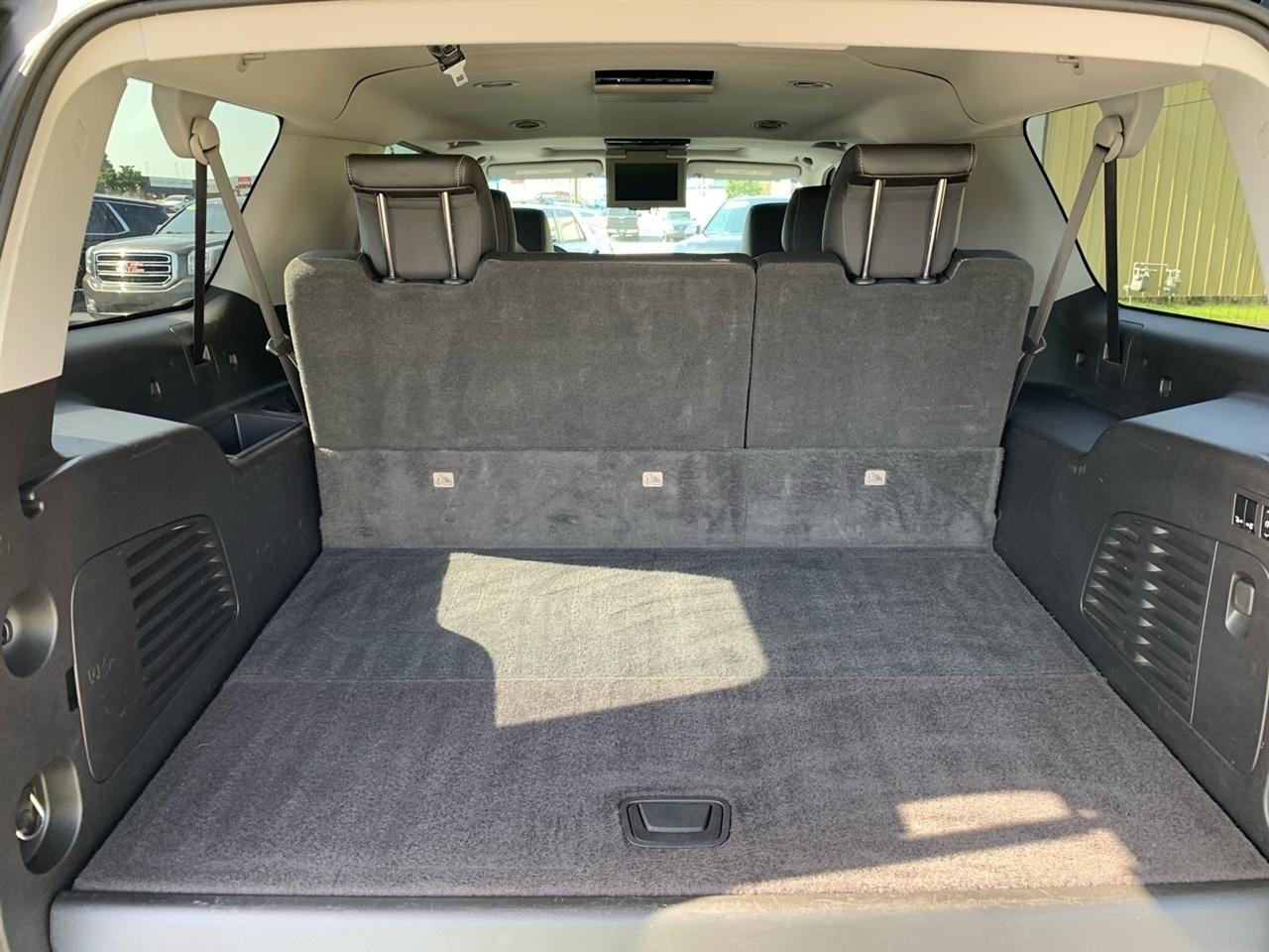 Chevrolet Suburban  2018