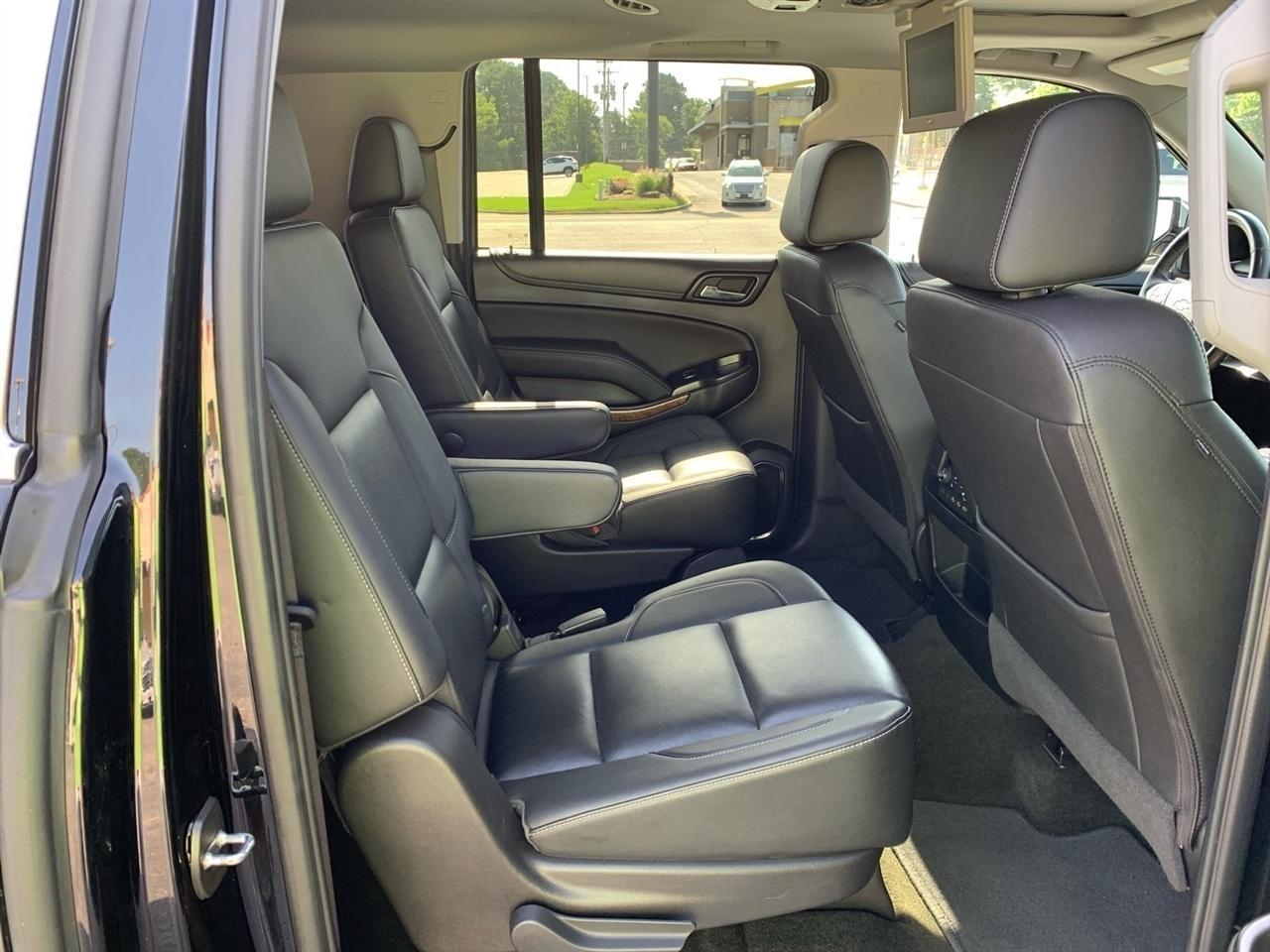Chevrolet Suburban  2018