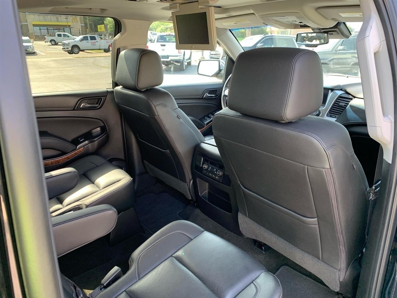 Chevrolet Suburban  2018