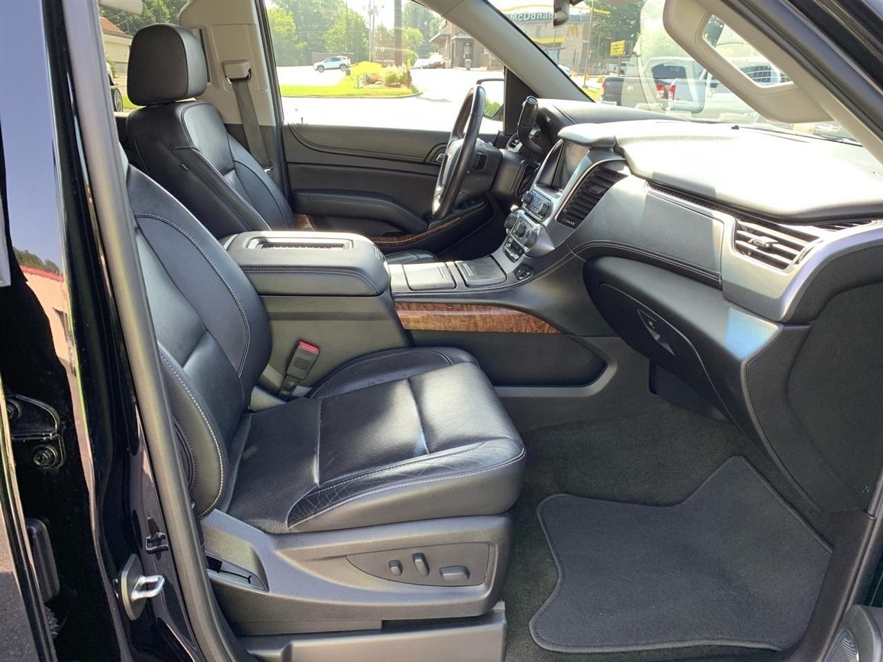 Chevrolet Suburban  2018
