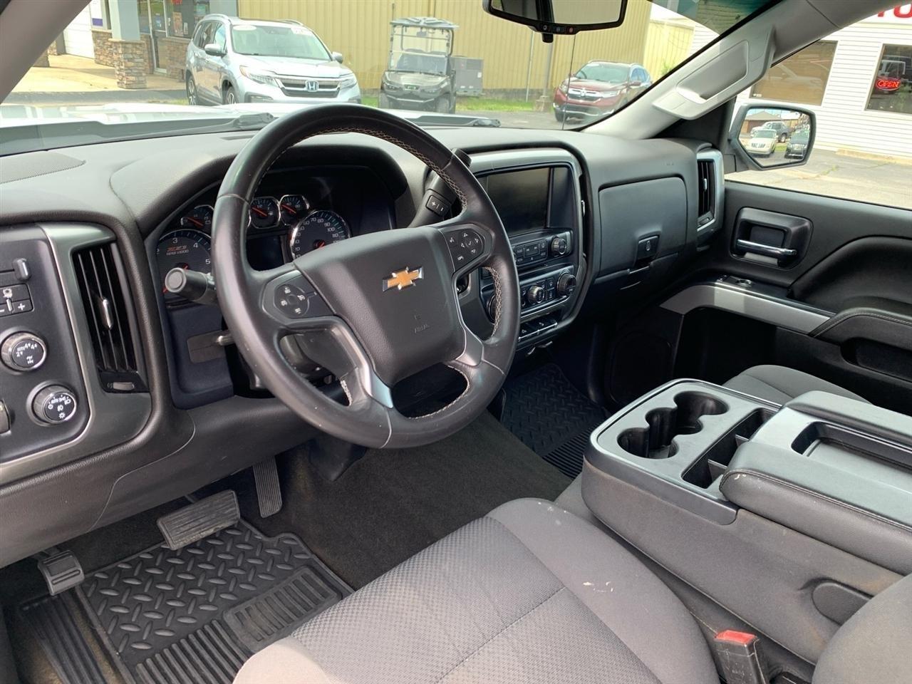 Chevrolet Silverado 1500  2018