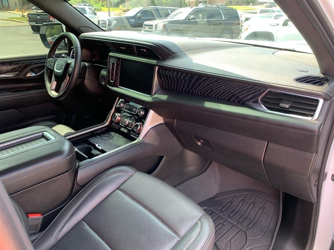 GMC Yukon XL  2024