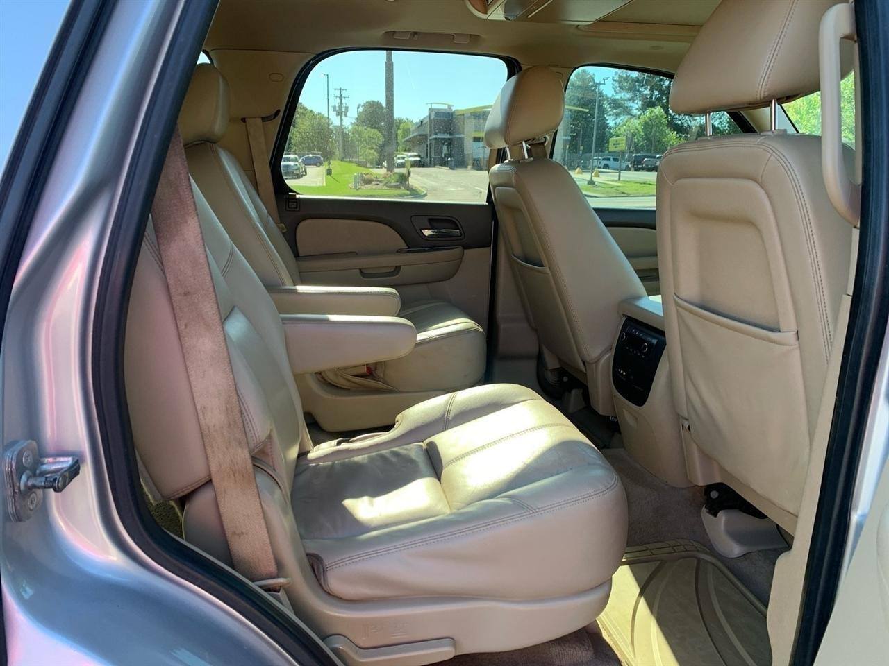 Chevrolet Tahoe  2013