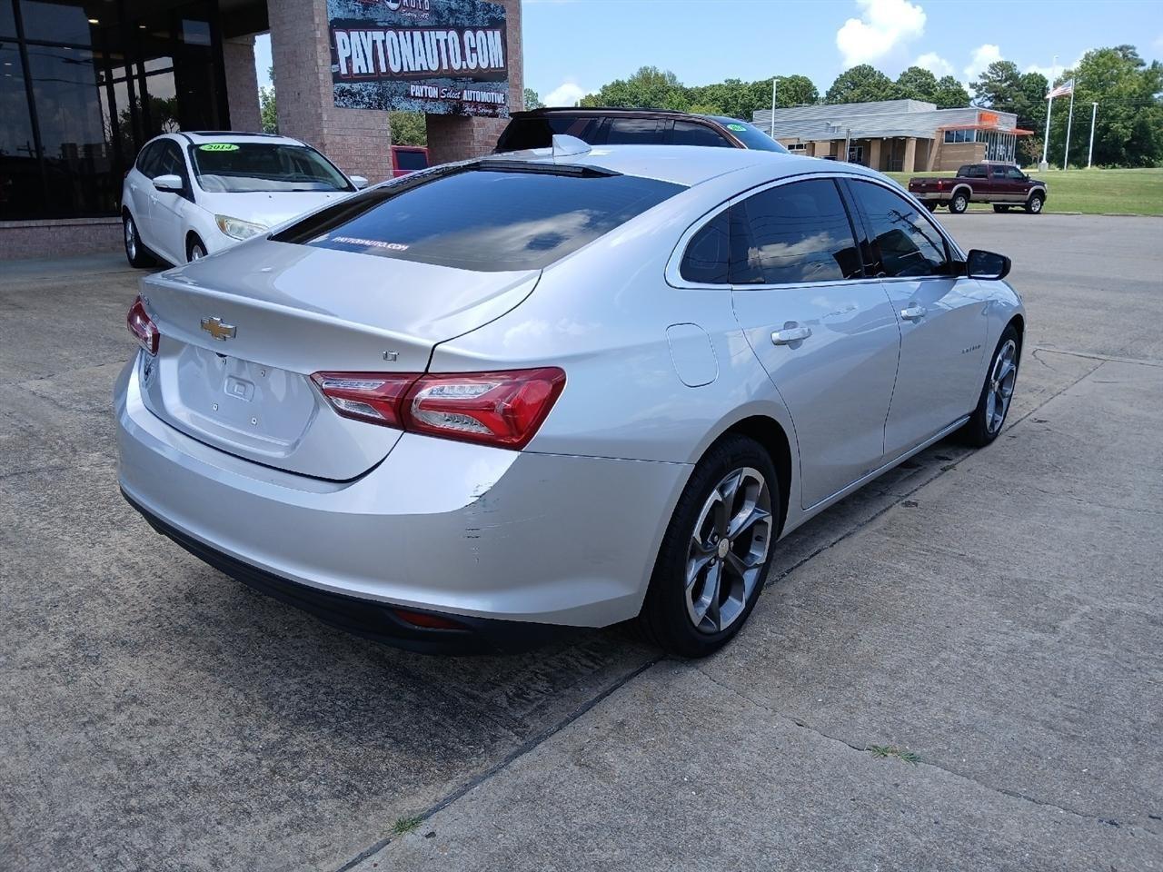Chevrolet Malibu  2022