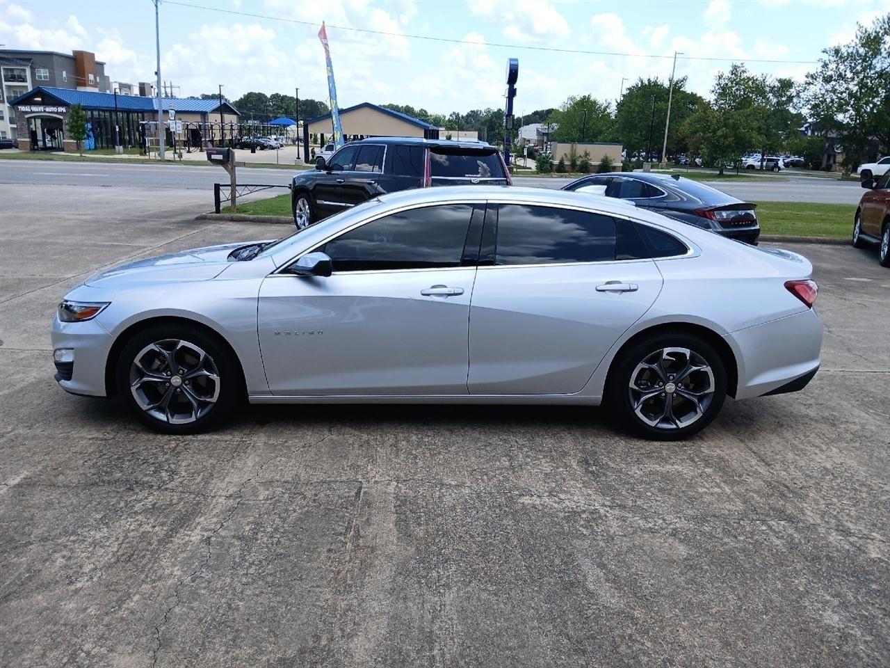 Chevrolet Malibu  2022