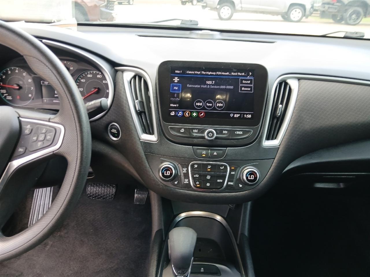 Chevrolet Malibu  2022