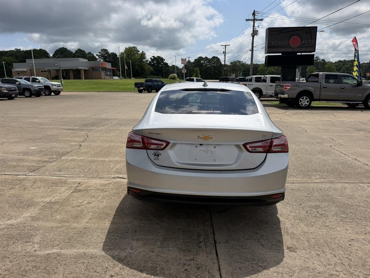 Chevrolet Malibu  2022