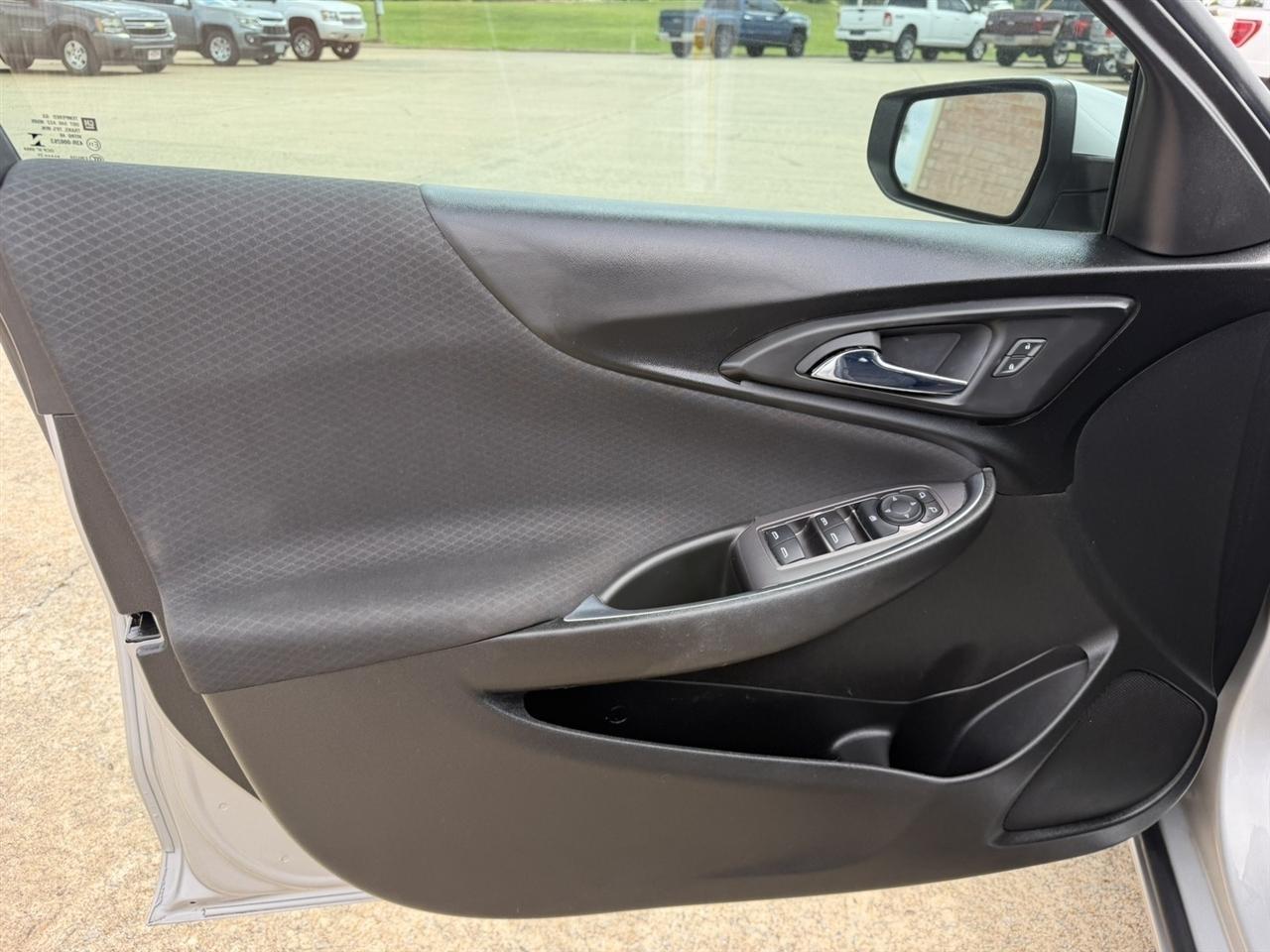 Chevrolet Malibu  2022
