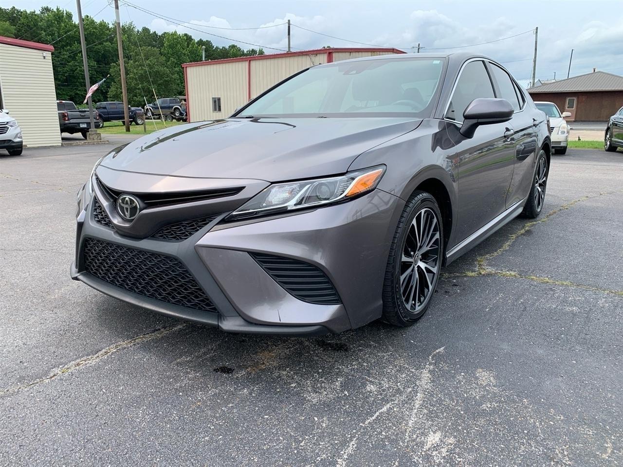 Toyota Camry  2020