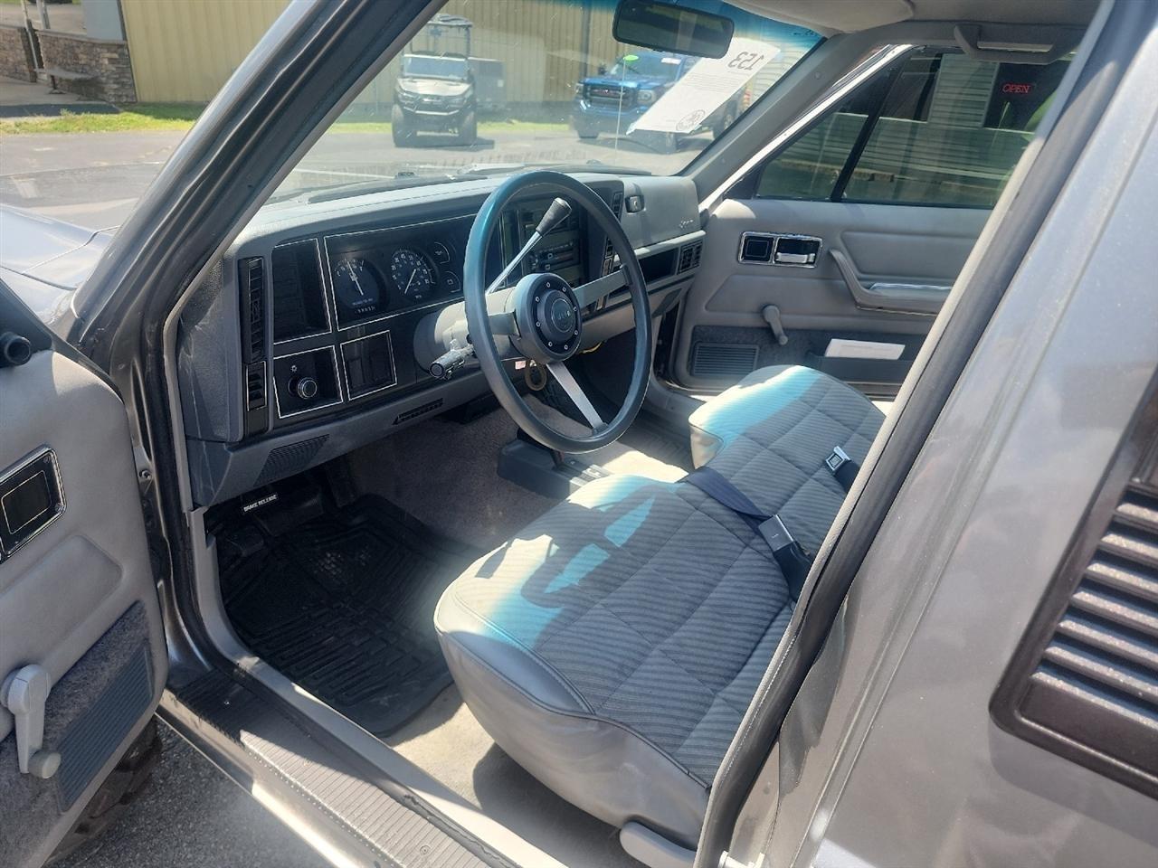 Jeep Comanche  1989
