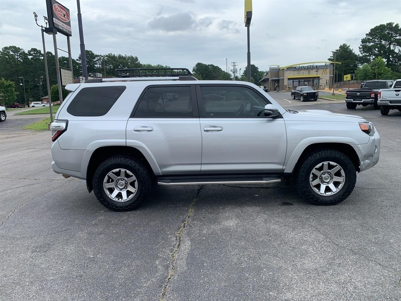 Toyota 4Runner  2016
