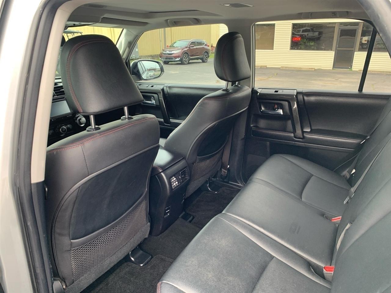 Toyota 4Runner  2016