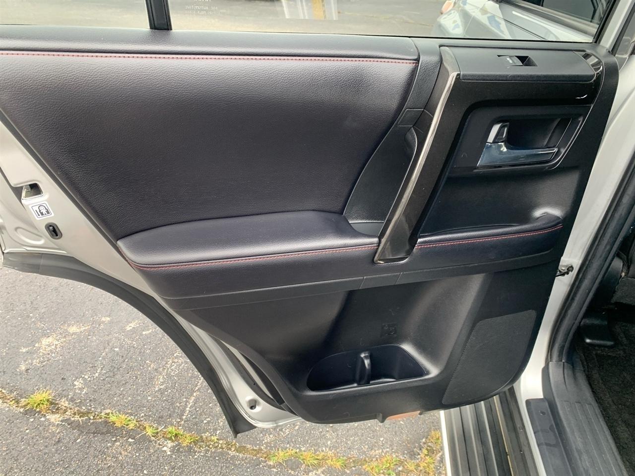 Toyota 4Runner  2016